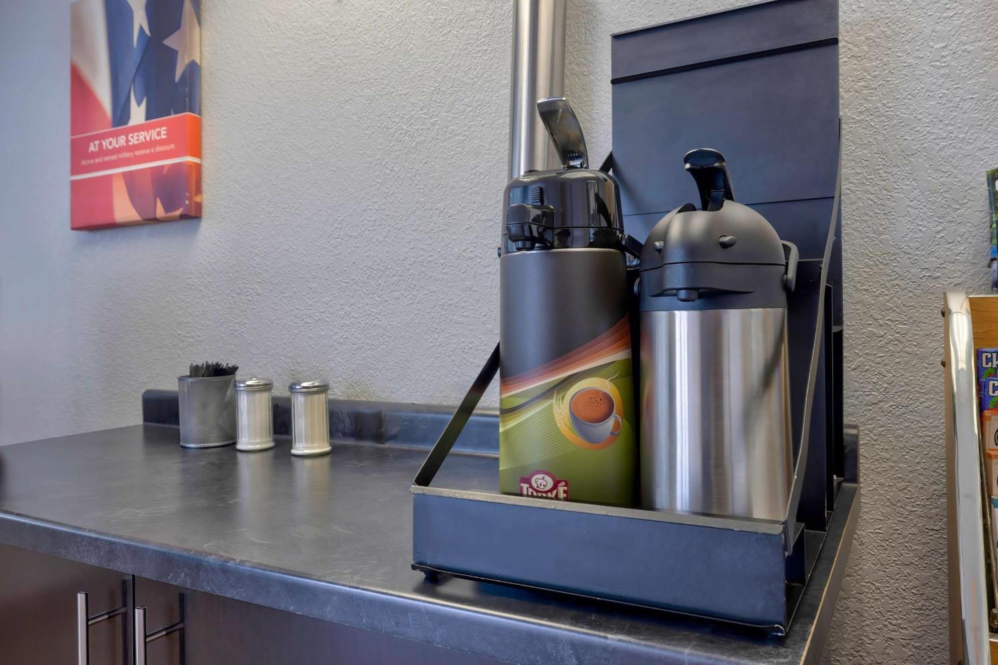 Motel 6-Oshkosh, Wi Dış mekan fotoğraf