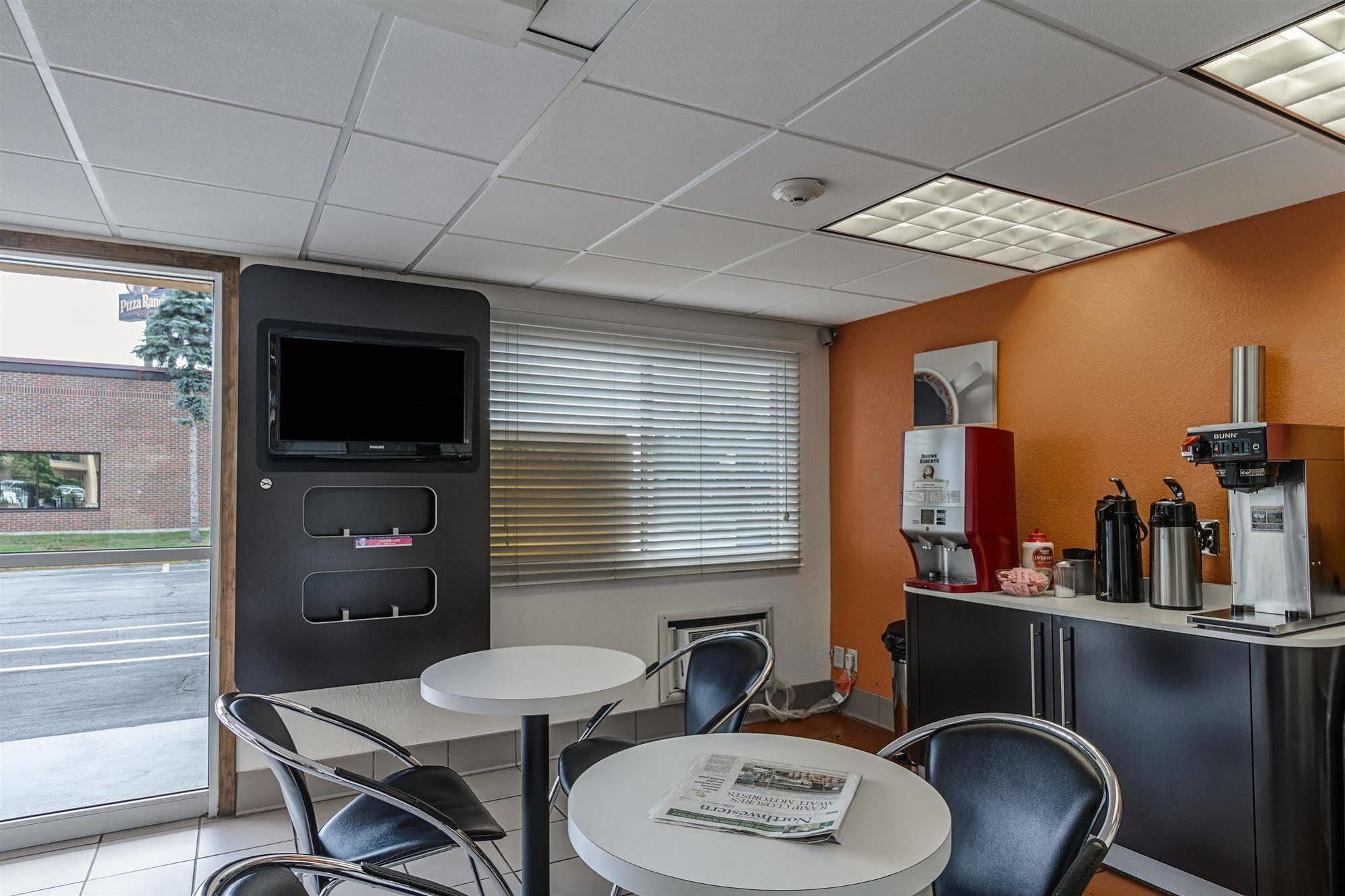 Motel 6-Oshkosh, Wi Dış mekan fotoğraf